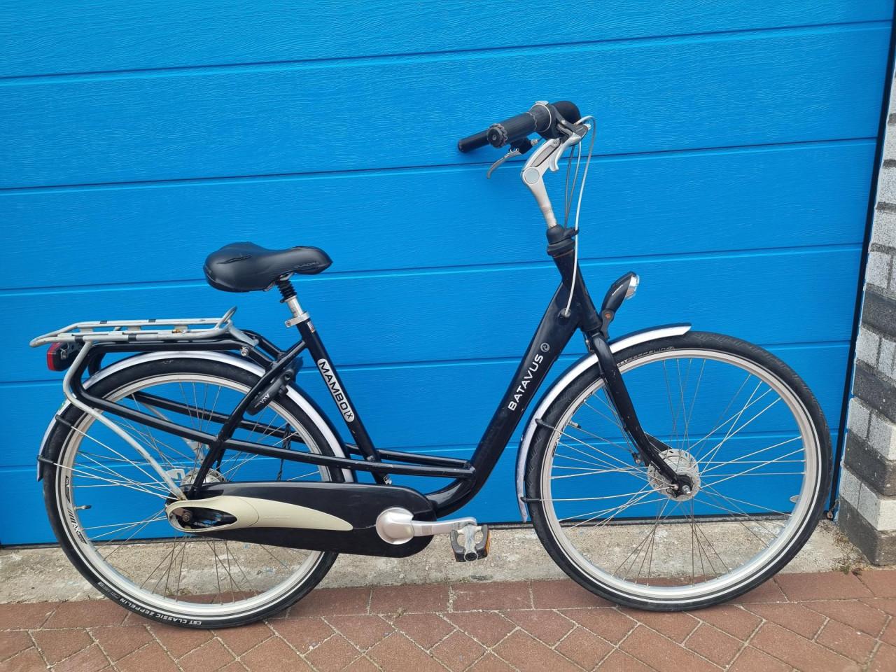 Lage MOEDERFIETS & Oma-Transport fiets...& Diverse Dames fietsen