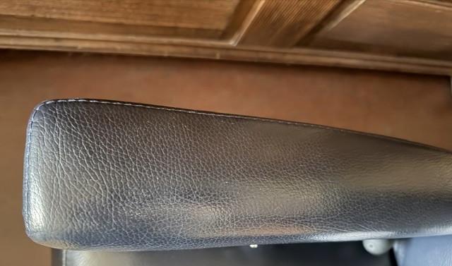 Relaxfauteuil van Prominent voor een klein persoon.