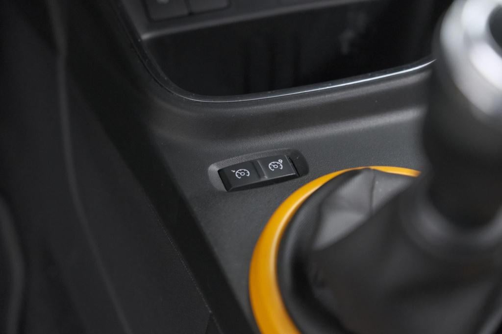 Renault Twingo 1.0 sce intens | premium | apple carplay | parkeersensoren |