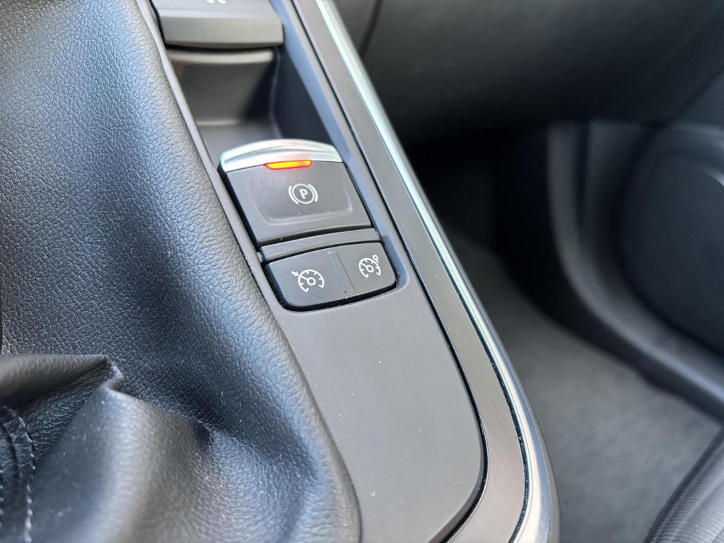 Renault Scenic 1.3 tce intens incl. trekhaak!