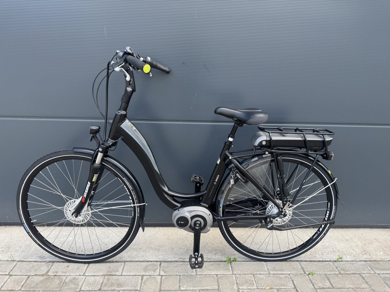 Dutch ID Tour middenmotor elektrische fiets 400WH