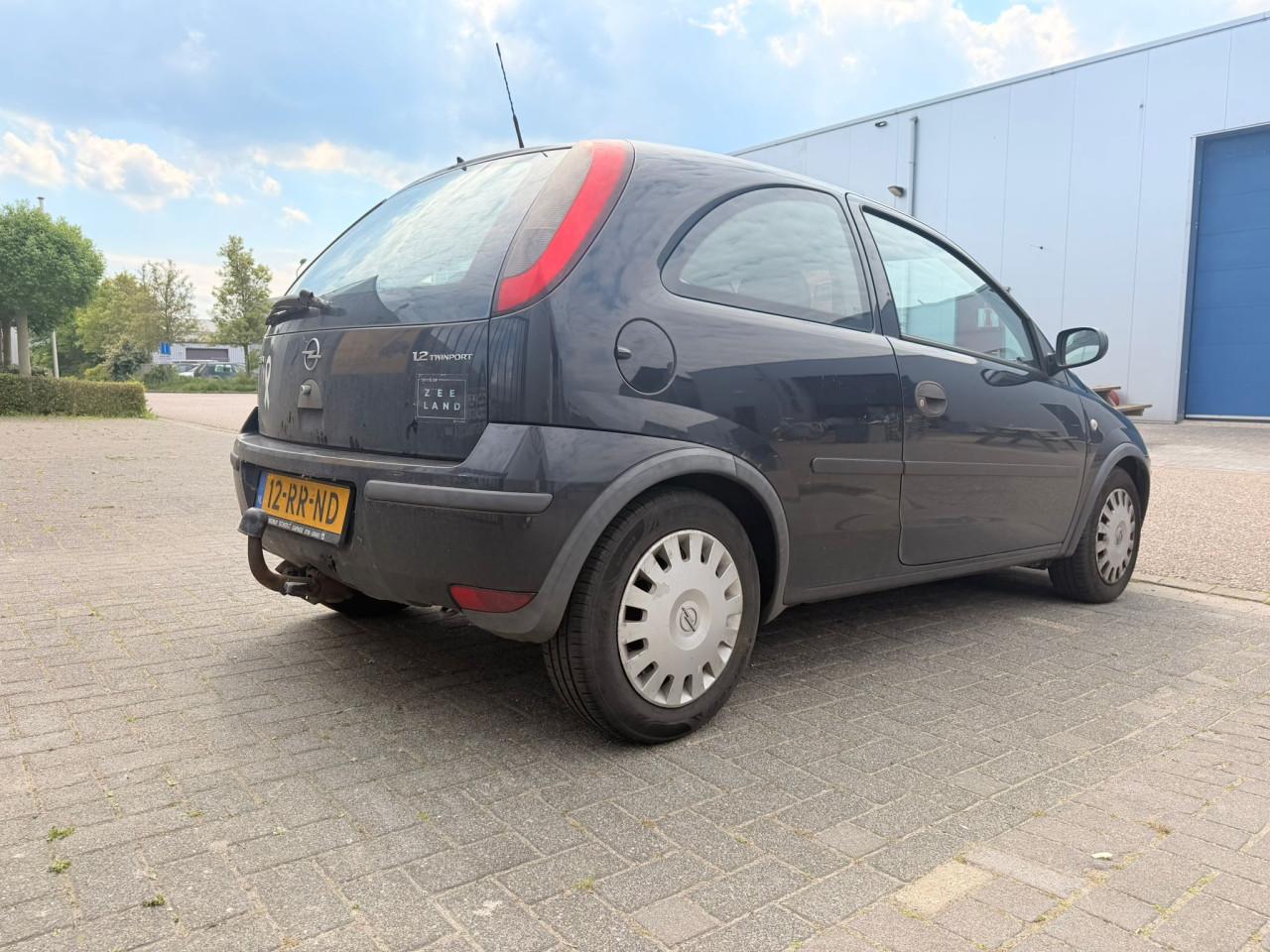 Opel Corsa 1.2-16V Rhythm Goede Auto Lange APK!