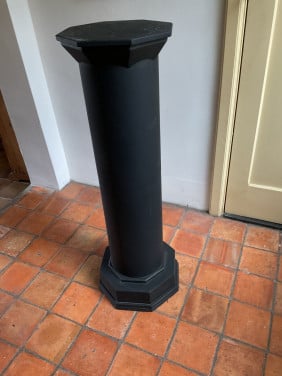 Antieke houten zuil