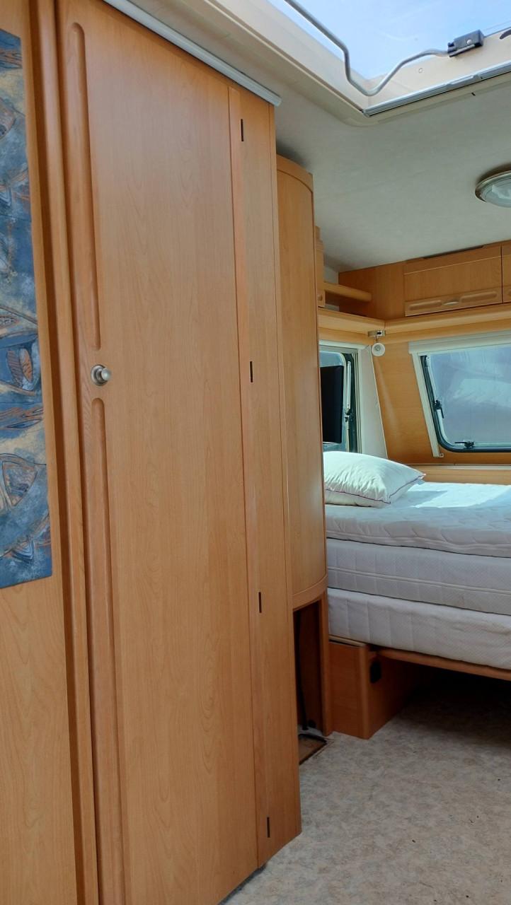 Adria 431 (2002) met voortent