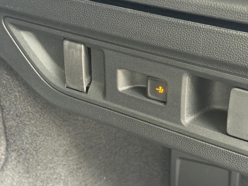 Volkswagen Passat variant 1.5 ehybrid business | trekhaak | alcantara | hea