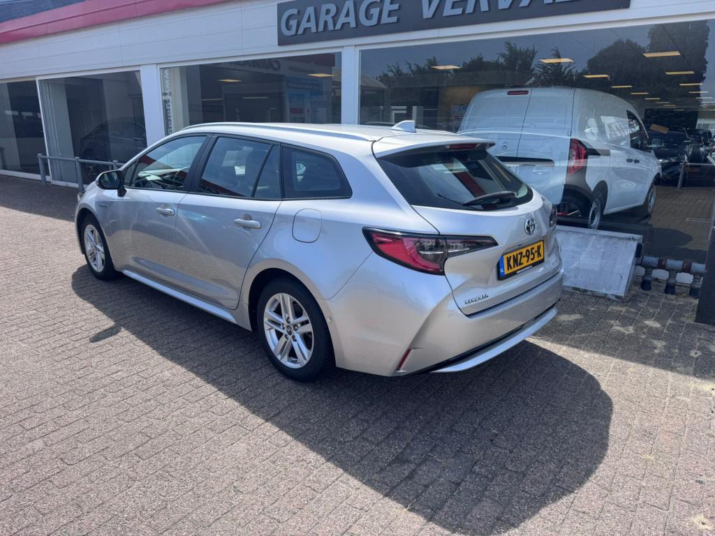 Toyota Corolla Touring Sports 1.8 hybrid dynamic