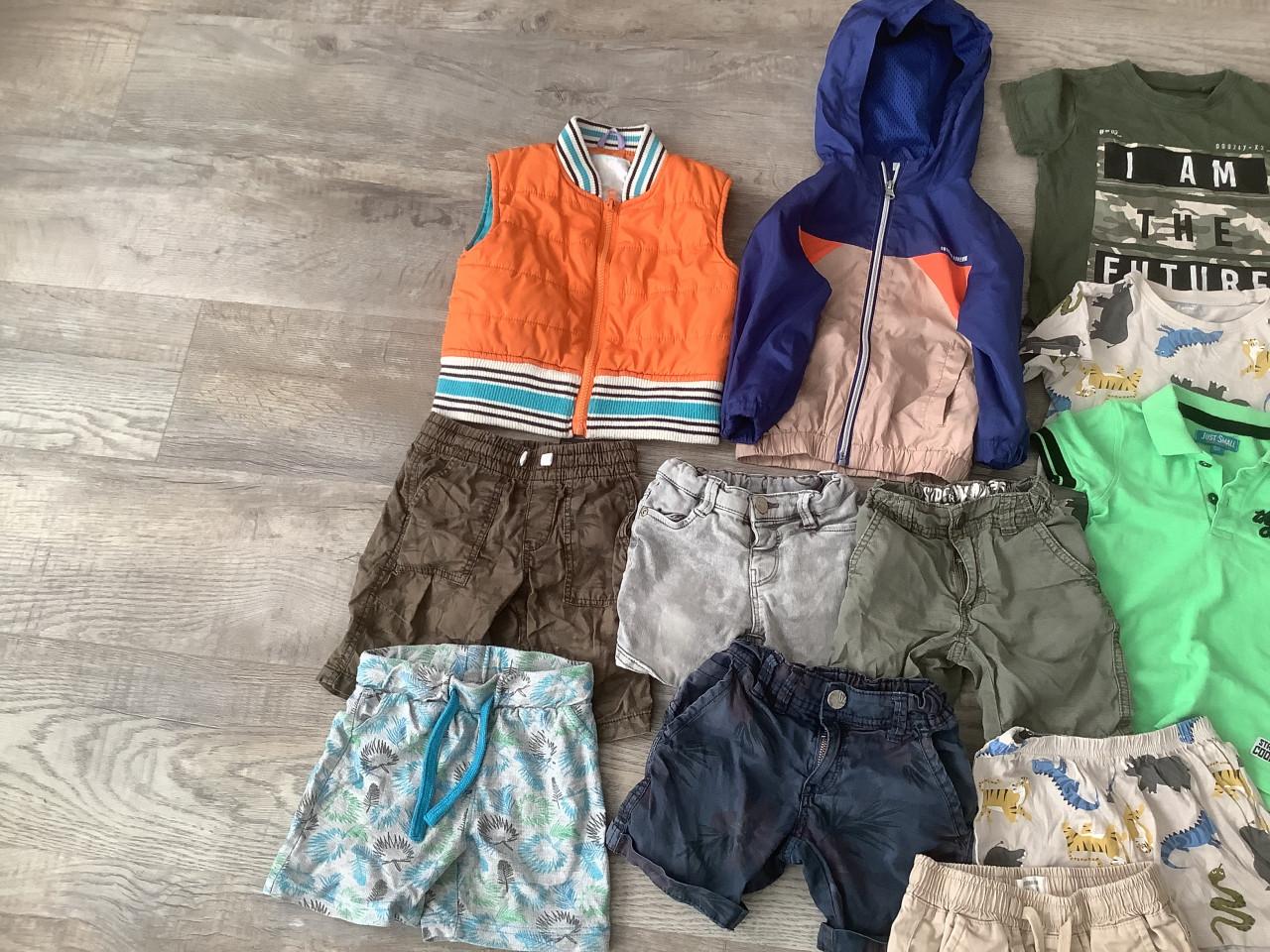 Ophalen € 30,-  Kledingpakket 81 stuks, Jongens - maat 86/92 - zie foto’s