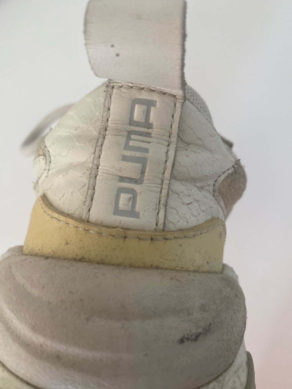 Puna sneakers