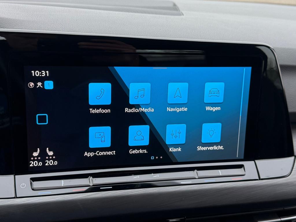 Volkswagen Golf 1.5 etsi style