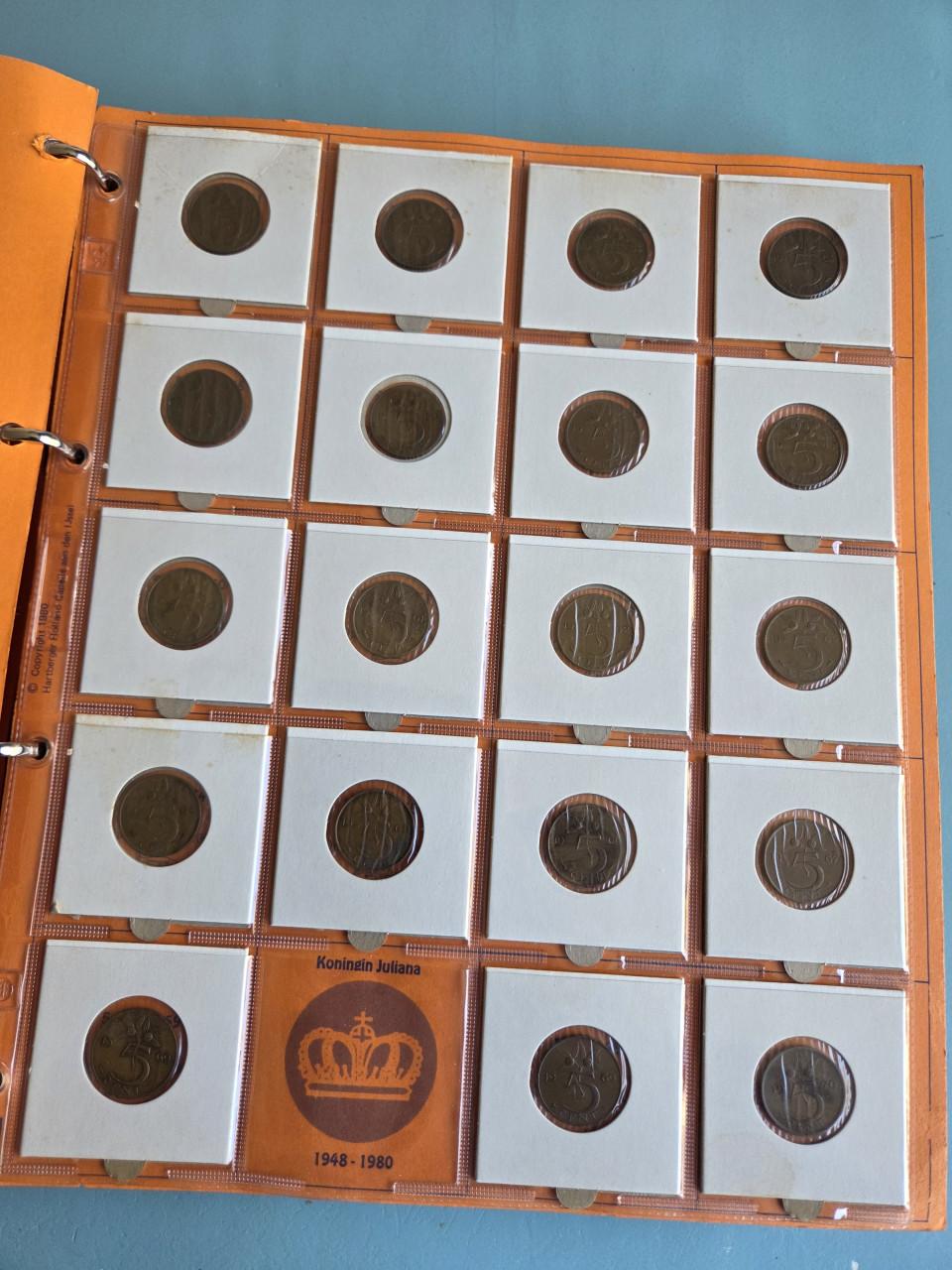 Compleet munten album juliana