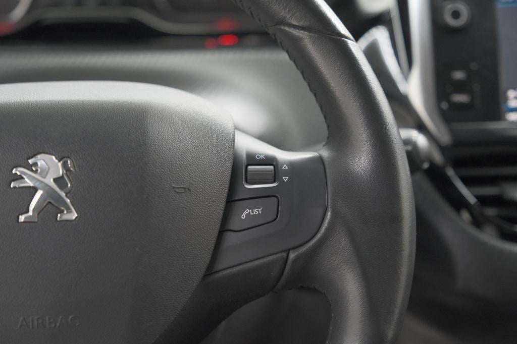 Peugeot 208 puretech 82 signature | parkeersensoren | apple carplay | navig