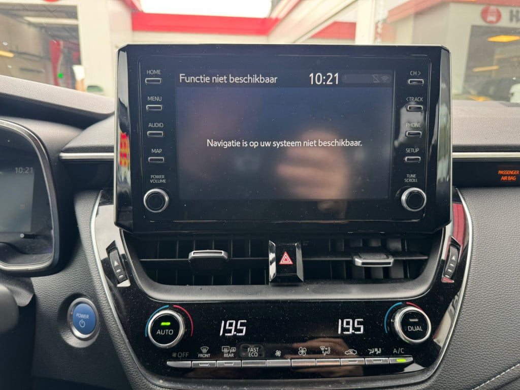 Toyota Corolla Touring Sports 1.8 hybrid active