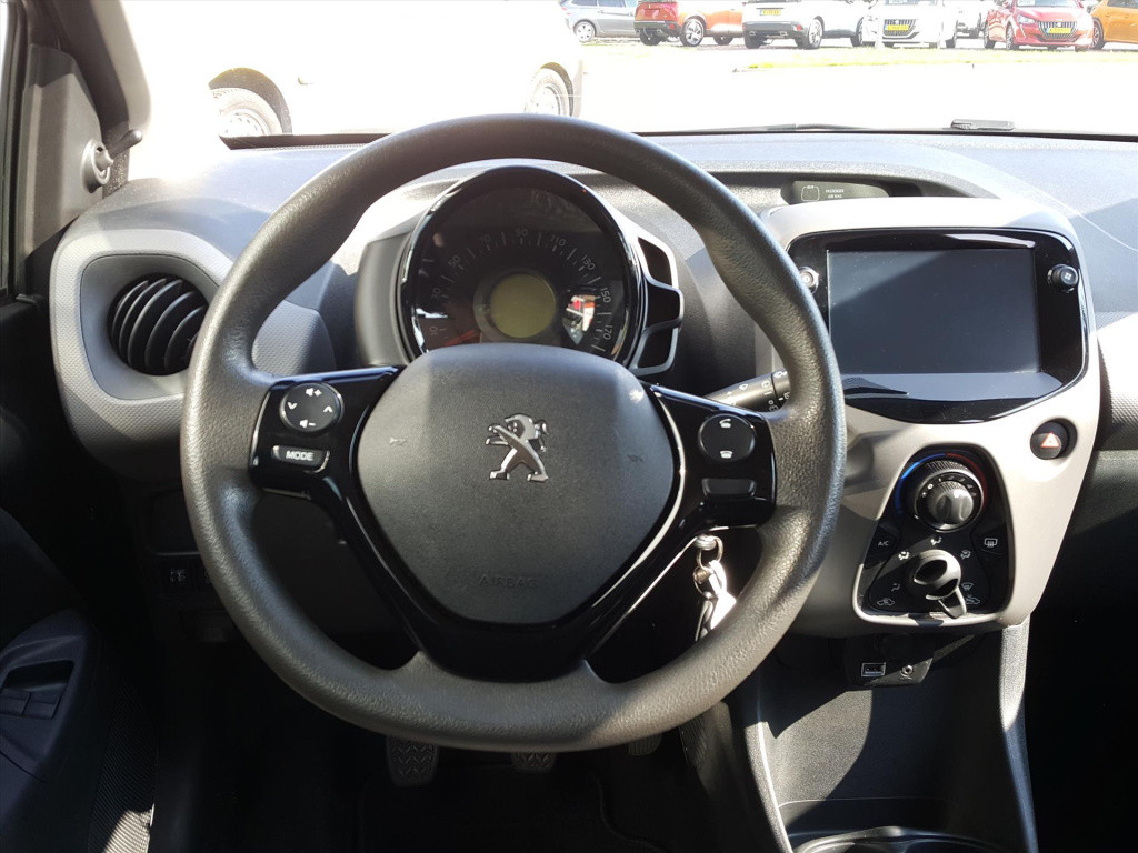 Peugeot 108 active 1.0 e-vti 72pk 5d premium pakket | airco | radio | bluet