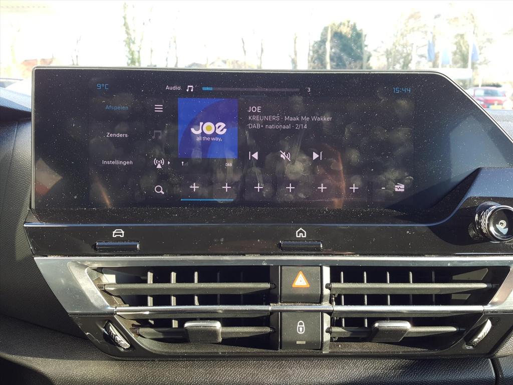 Citroen C4 1.2 130pk s&s feel pack automaat trekhaak | apple carplay & andr