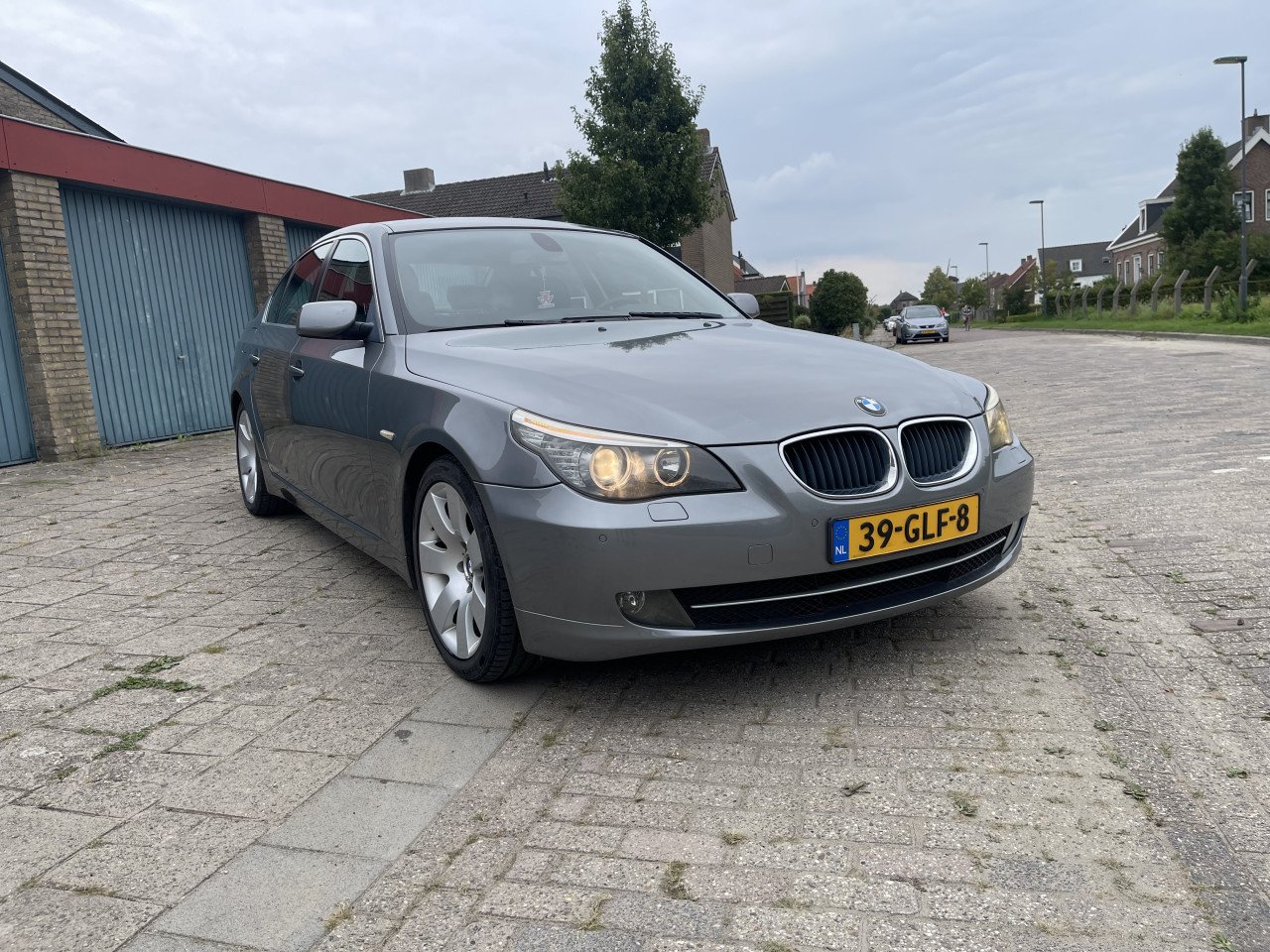Auto