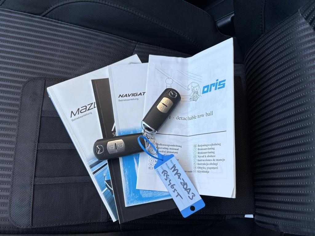 Mazda 3 2.0 gt-m bose stoffen bekleding