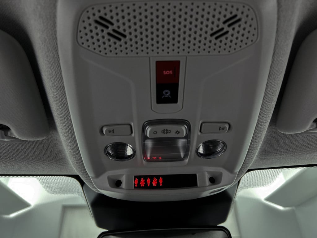 Citroen C4 hybrid 145pk automaat business private lease € 489,- pm - 48mnd 