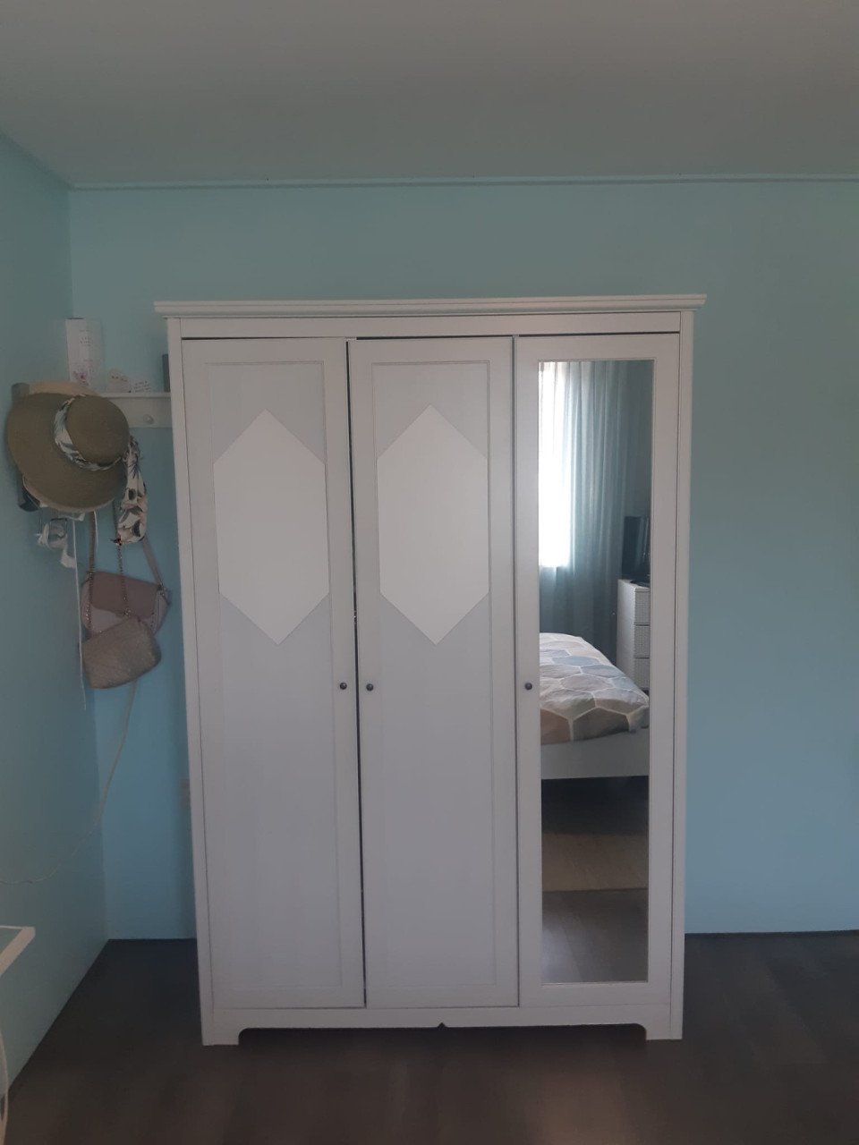 Slaapkamer meubels (gratis ophalen)
