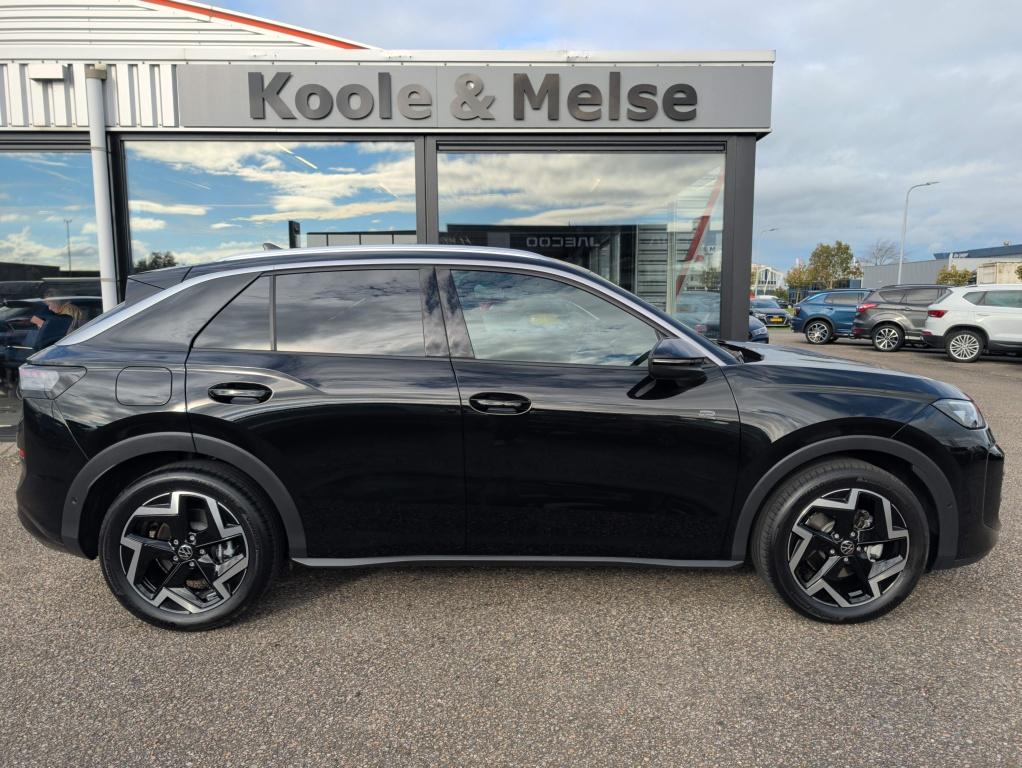 Volkswagen T-roc 1.5 etsi 110 kw r-line | trekhaak