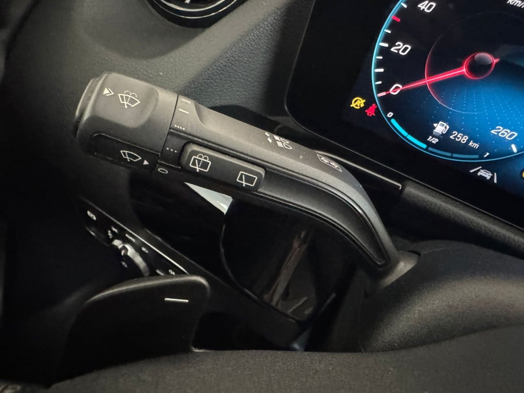 Mercedes-Benz Gla-klasse 180 business solution