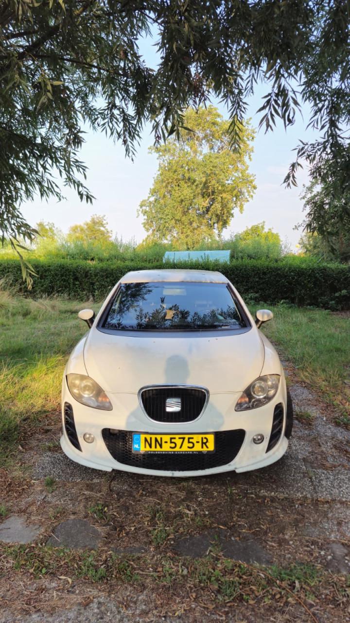 Seat Leon 2.0 TFSI 200PK | 6-bak | FR ombouw | APK 02-2027 | Opknapper