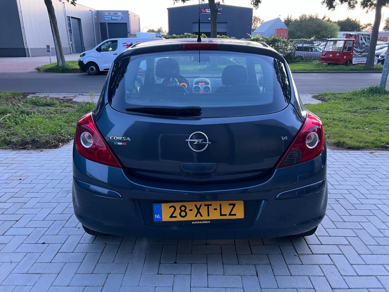 Opel Corsa 1.4-16V Enjoy