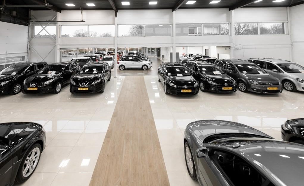 Mini Cooper mini 1.6 chili | cruise | milltek | xenon |