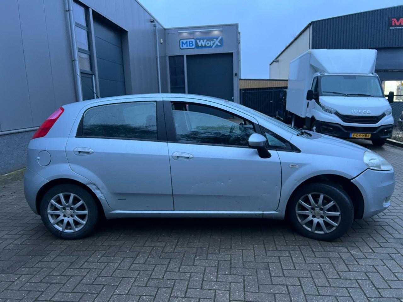 Fiat Grande Punto 1.4Dynamic € 1099