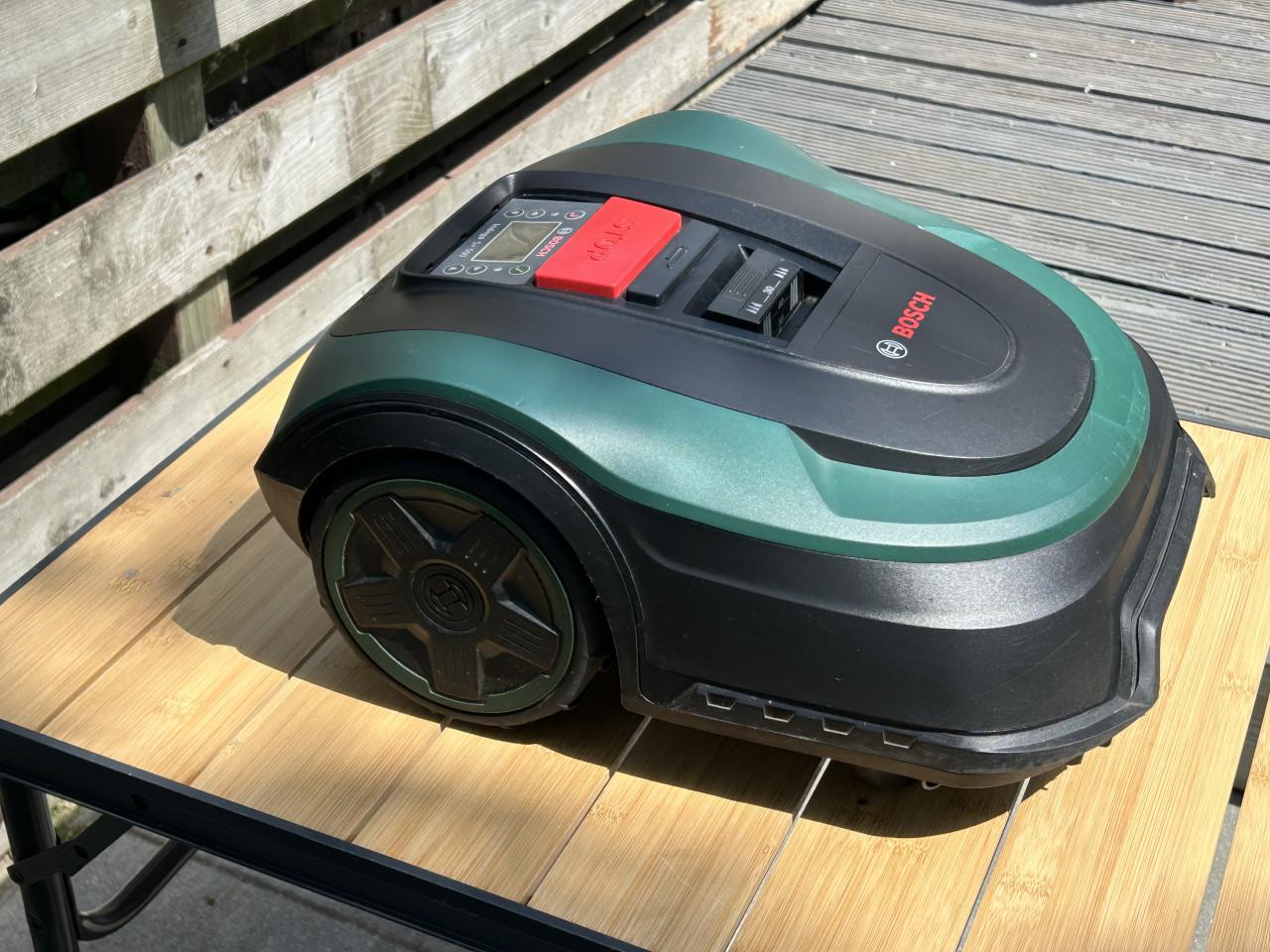 Bosch Indego  S+500  maai Robot werkt op een app uit je stoel te bedienen