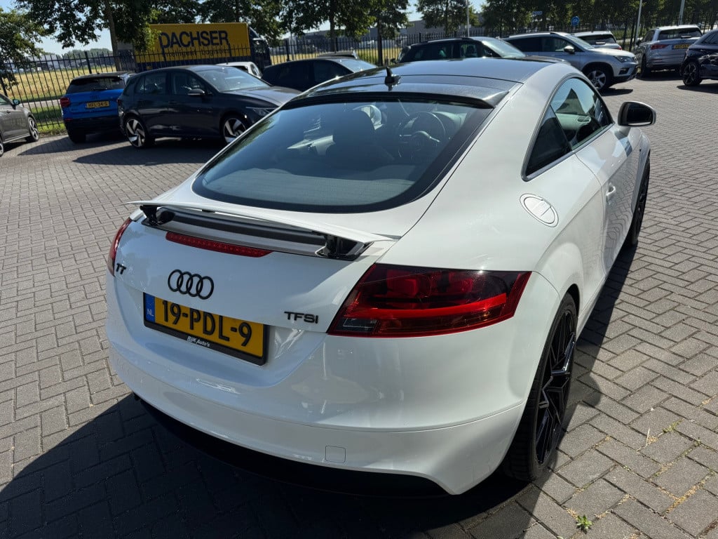 Audi TT 1.8 tfsi * leder * xenon / led * nap