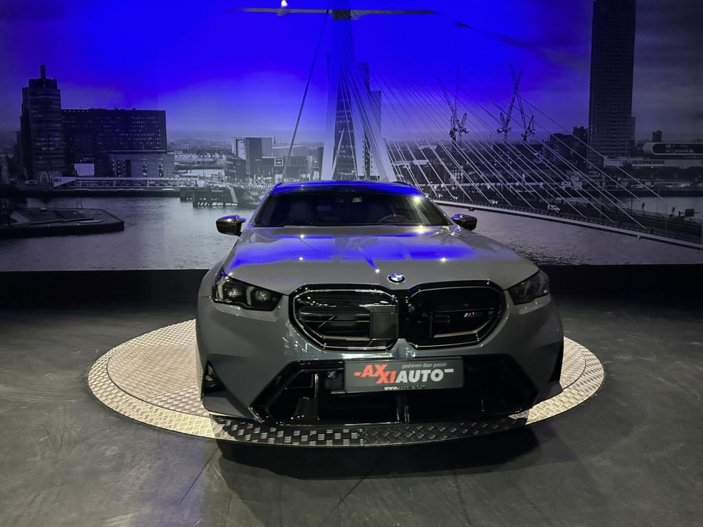 BMW M5 5-serie touring *keramisch*diverspack*comfortpack*drivass*carbon*pan