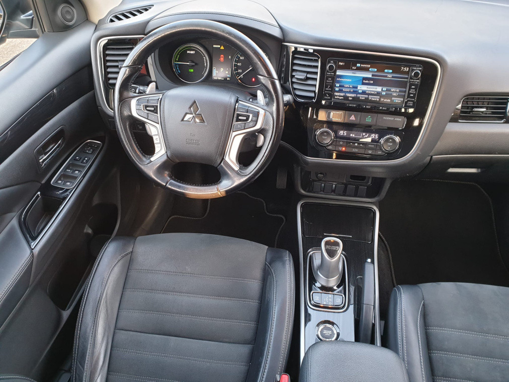 Mitsubishi Outlander 2.0 phev business edition