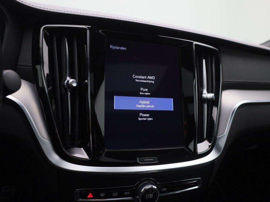 Volvo S60 2.0 t8 awd twin engine r-design | automaat | leder | camera | sto