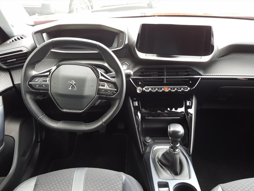 Peugeot 2008 allure pack 1.2 pt-130pk trekhaak | apple carplay & android au
