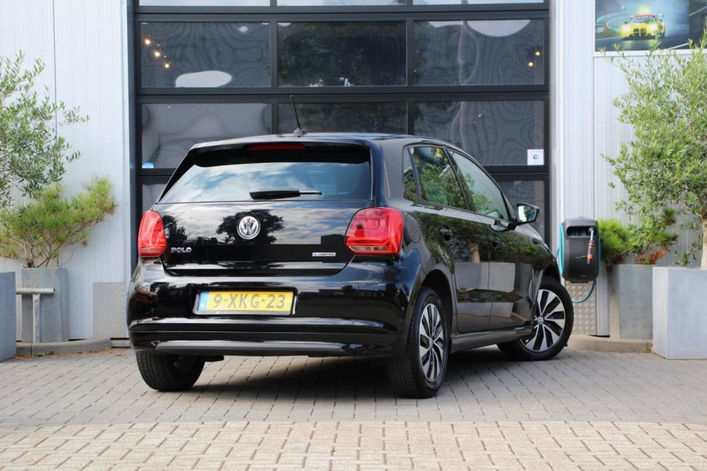 Volkswagen Polo 1.4 tdi bluemotion - cruise - navi - airco - org nl - euro 