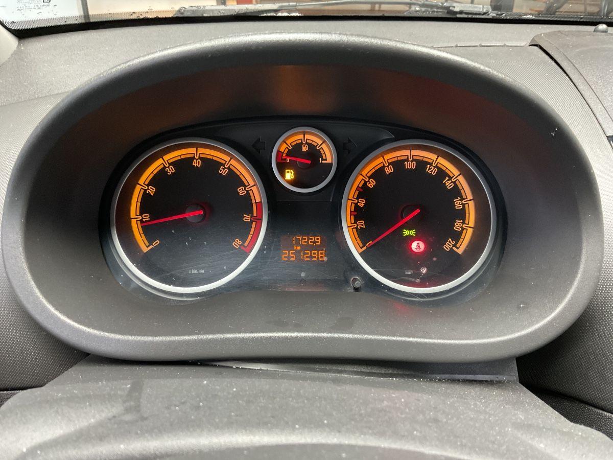 Opel Corsa 1.4 Color Edition