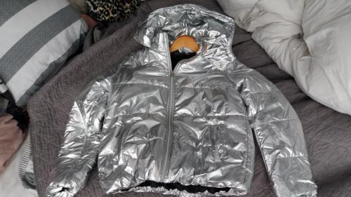 Nieuwe jas 44 glanzend