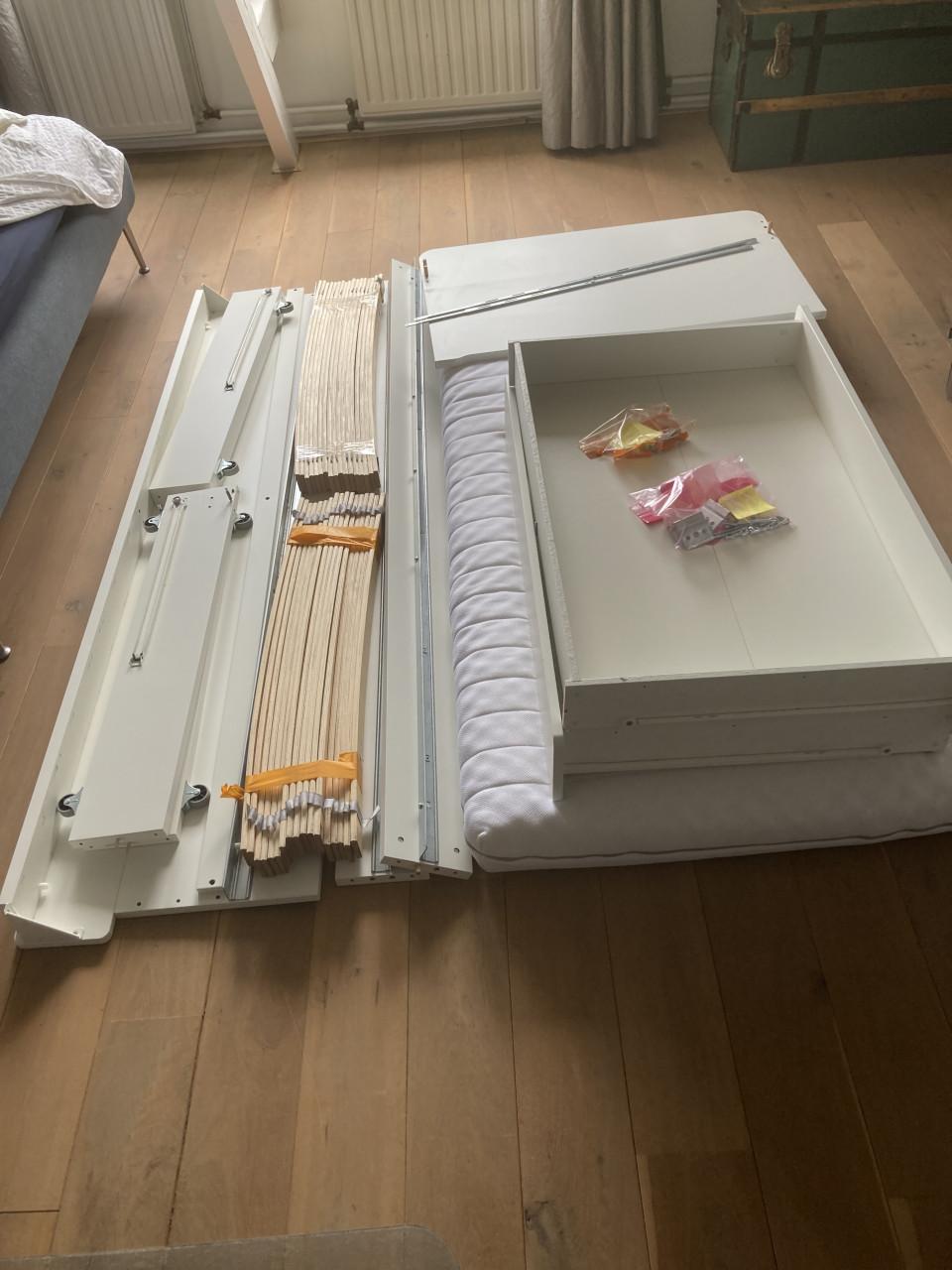 Bed met onderschuifbed en 2 lades IKEA Släkt 90 x 200 cm