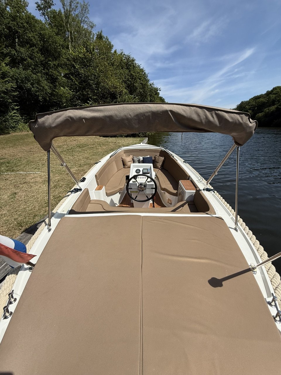 Zeer mooie Corsiva Tender 690  incl. trailer en ligplaats