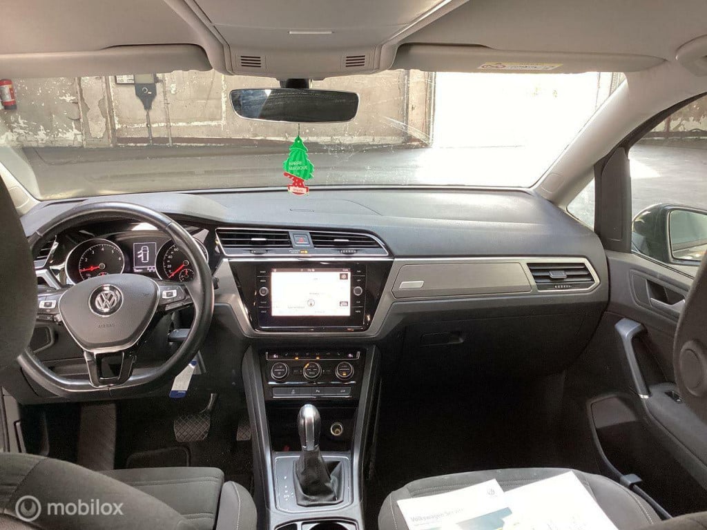 Volkswagen Touran 1.5 tsi comfortline business 7p/automaat/airco/cruise/tre