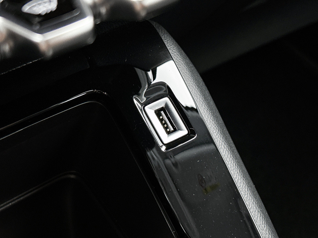 Peugeot 208 ev active pack 50 kwh | rijklaar | parkeersensoren achter | cru
