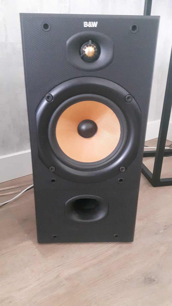 Luidspeakers B&W DM602