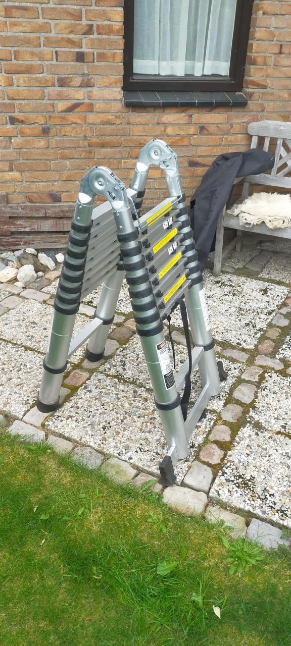 Telescoop ladder