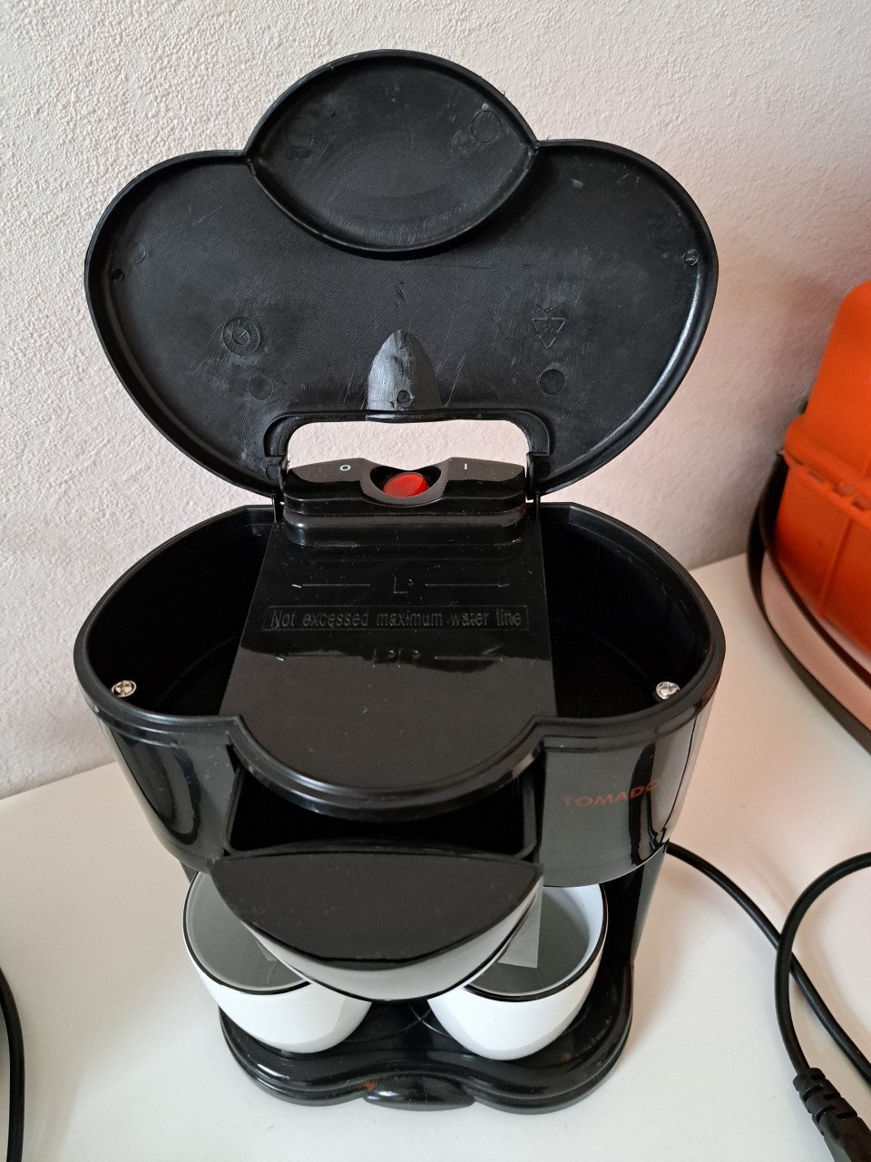 Compacte koffie zetter voor 2 kopjes