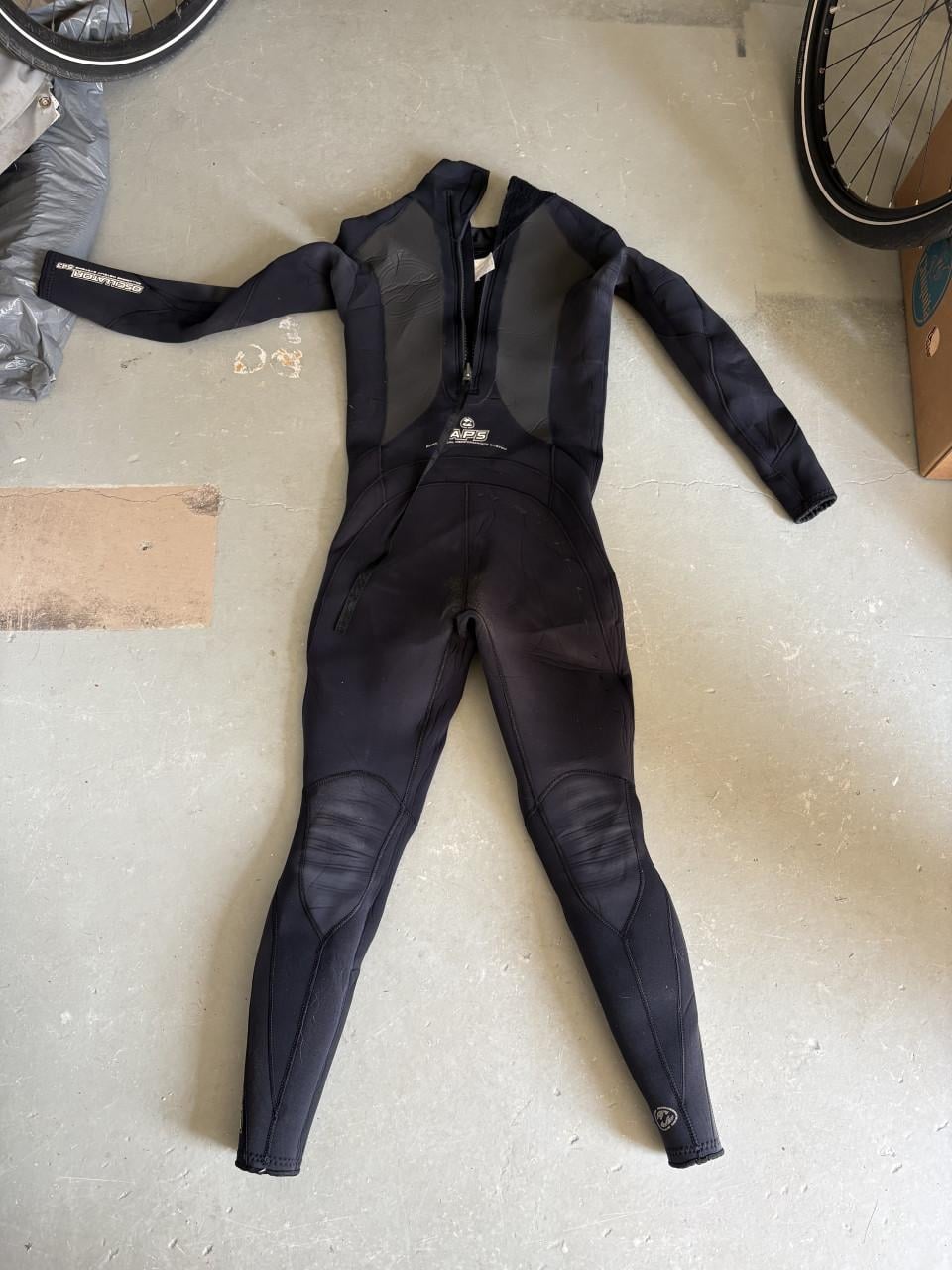 Billabong wetsuit