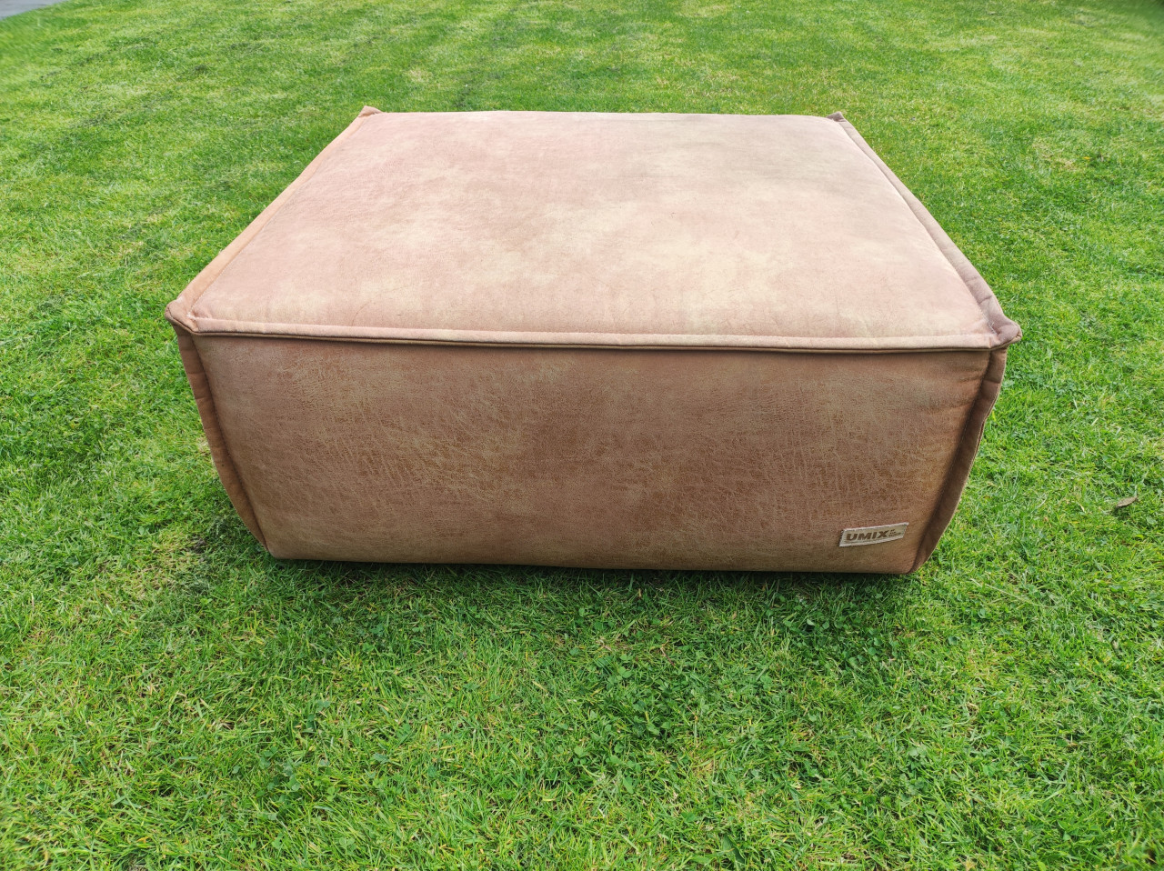 Umix hocker