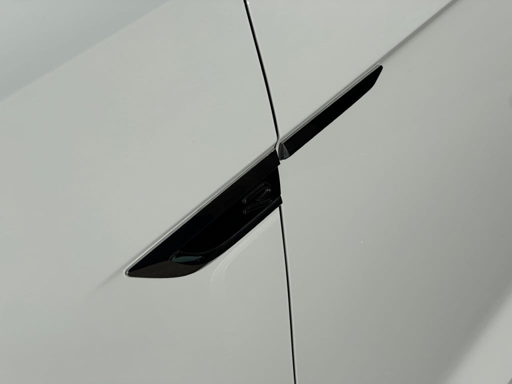 Volkswagen T-roc 1.5 tsi 150pk dsg r-line | camera | keyless | elek. achter