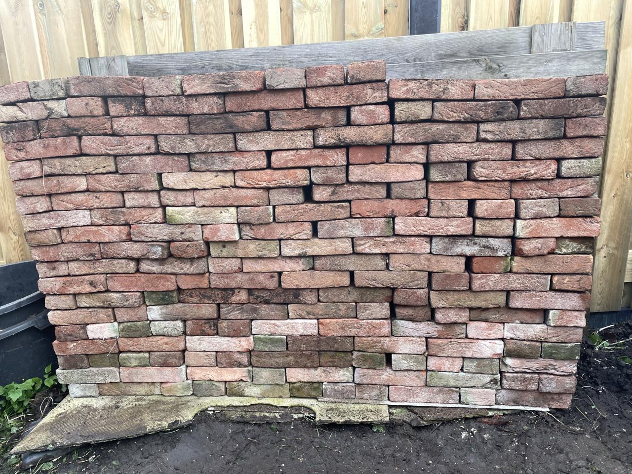 560 stuks oude handvorm metselstenen gevelstenen bakstenen