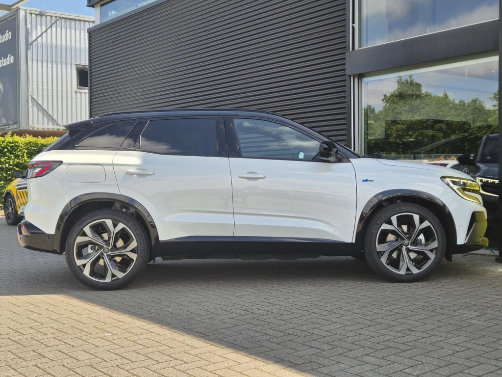 Renault Austral 1.2 e-tech full hybrid 200 iconic esprit alpine pack harman