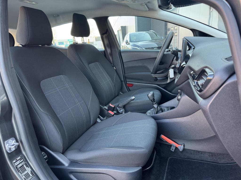 Ford Fiesta 1.0 ecoboost connected nl-auto, groot navischerm!